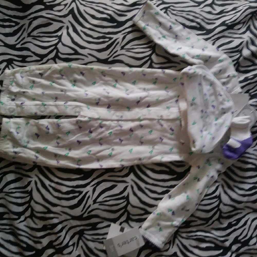 BNWT Carters Layette